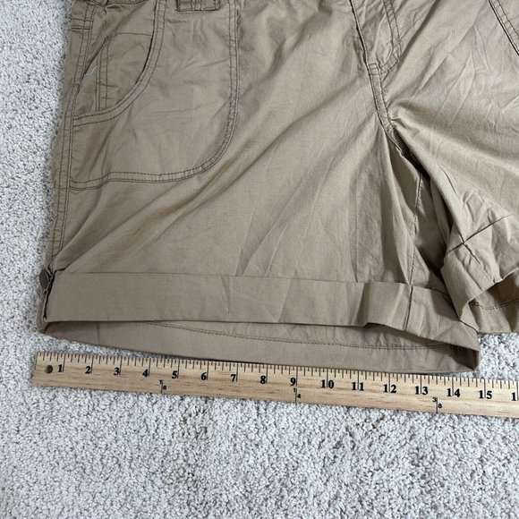 Maurices Womens Shorts Size 20 Brown Kaki Cuffed Belted NWT - Picture 8 of 13